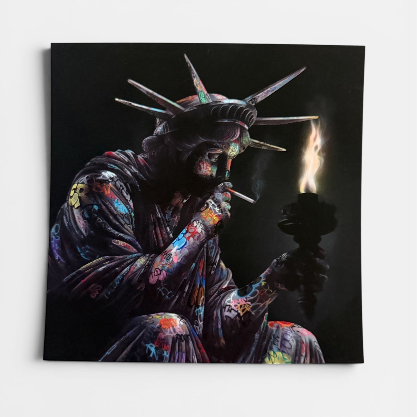  Carte postale street art Statue de la Liberté graffiti Pause Clope Onemizer