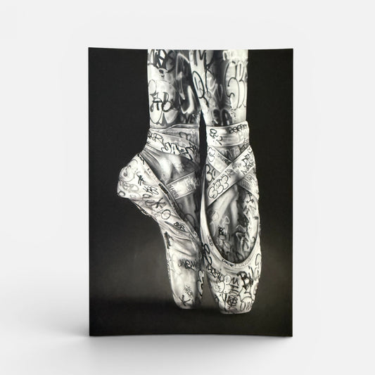 Carte postale street art pointes ballet graffiti Le Tag des Cygnes Onemizer