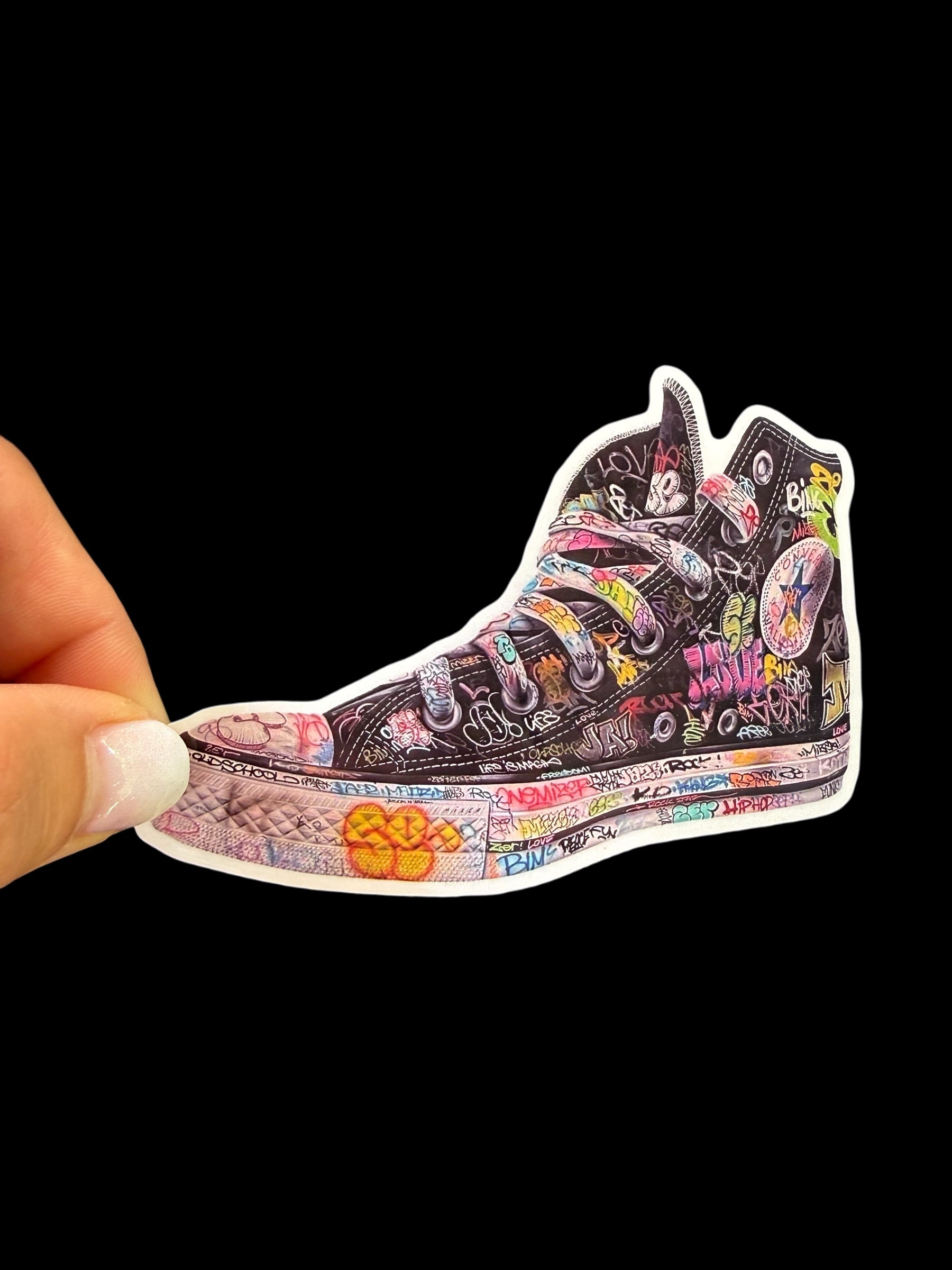 Sticker vinyle sneaker montante graffiti street art Converse Wall Star Onemizer