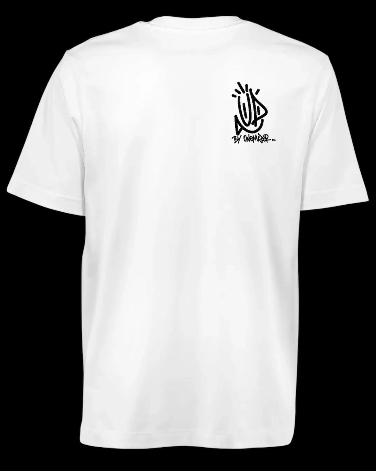 étail du marquage haute densité et logo UP de la marque UP by Onemizer sur t-shirt blanc en coton bio lourd.